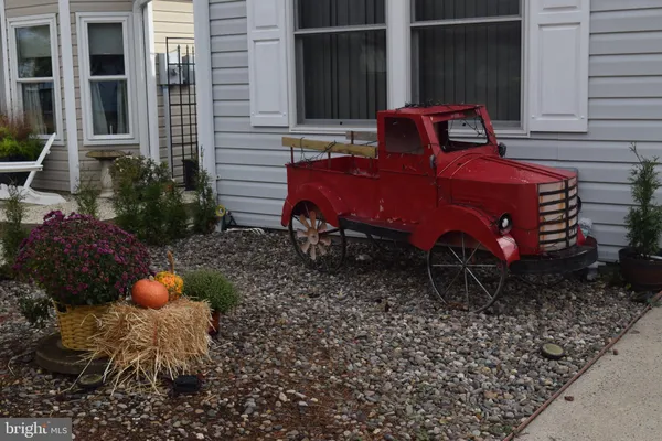 Property Slideshow image 3 of 36 | 63 lookout dr, Manahawkin, NJ, 08050