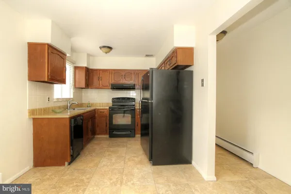 Property Slideshow image 3 of 7 | 4 ivy st b, Whiting, NJ, 08759