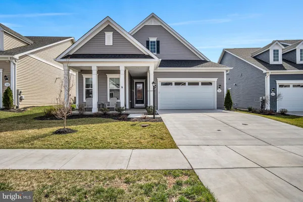 Property Slideshow image 3 of 71 | 118 new vista way, Gettysburg, PA, 17325