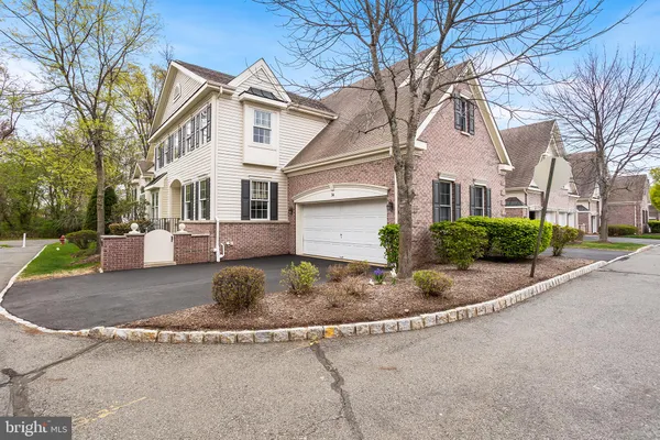 Property Slideshow image 2 of 43 | 34 schindler ct, Lawrence Township, NJ, 08648