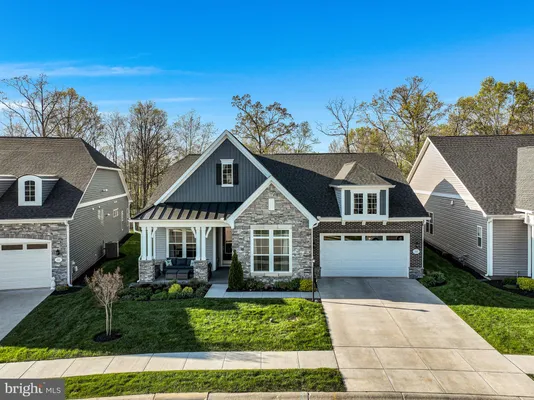 Property Slideshow image 2 of 78 | 215 rustic wood dr, Gettysburg, PA, 17325