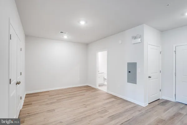 Property Slideshow image 2 of 17 | 4003 seaside alder rd 0208 - rose, Bowie, MD, 20720