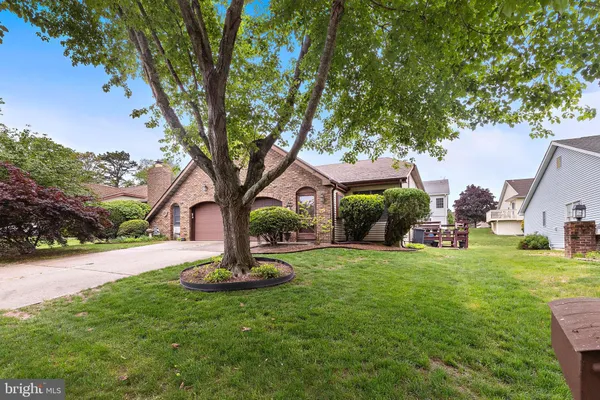 Property Slideshow image 2 of 38 | 22 fir rd, Manahawkin, NJ, 08050