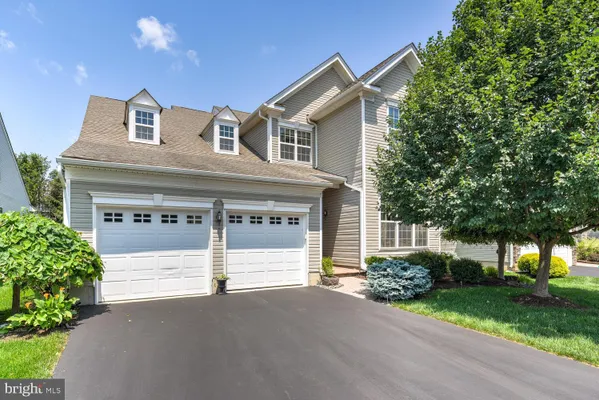 Property Slideshow image 2 of 68 | 118 andover dr, Kendall Park, NJ, 08824