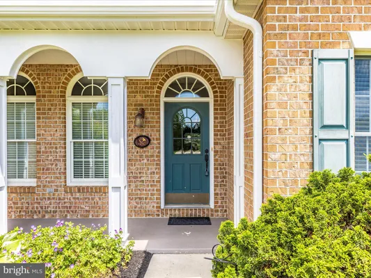 Property Slideshow image 3 of 12 | 6337 medina ridge dr, Fayetteville, PA, 17222