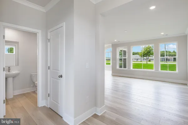 Property Slideshow image 2 of 42 | 211 mariners cir, Milton, DE, 19968