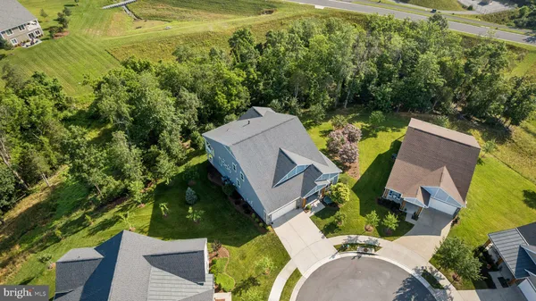 Property Slideshow image 3 of 80 | 109 wax wing ct, Lake Frederick, VA, 22630