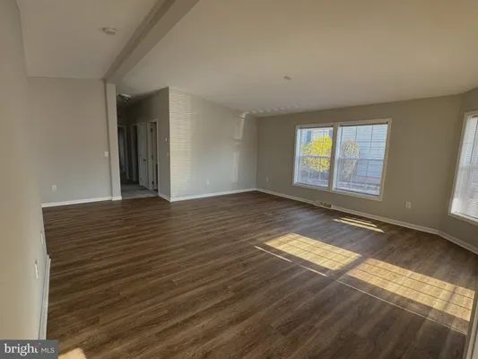 Property Slideshow image 3 of 14 | 4 poppy pl, Royersford, PA, 19468