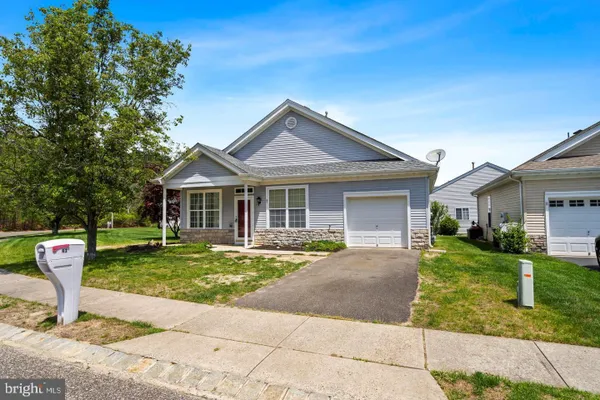 Property Slideshow image 2 of 31 | 43 osprey pl, Barnegat, NJ, 08005