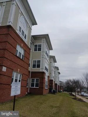 Property Slideshow image 2 of 10 | 1 cameron grove blvd apt 202, Upper Marlboro, MD, 20774