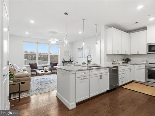 Property Slideshow image 3 of 47 | 2960 vaden dr unit 413, Fairfax, VA, 22031