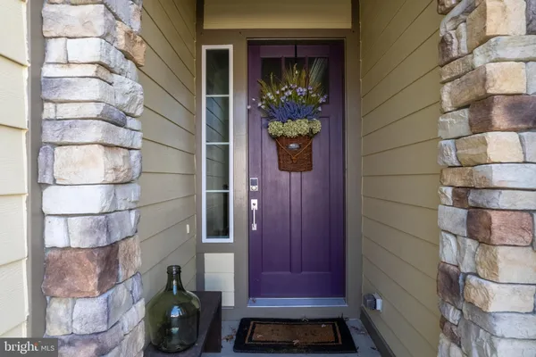 Property Slideshow image 2 of 52 | 114 turnstone ln, Lake Frederick, VA, 22630