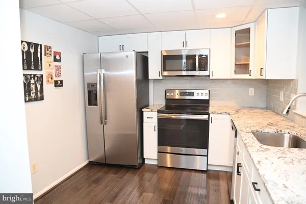 Property Slideshow image 2 of 57 | 8203 centennial sta 820, Warminster, PA, 18974