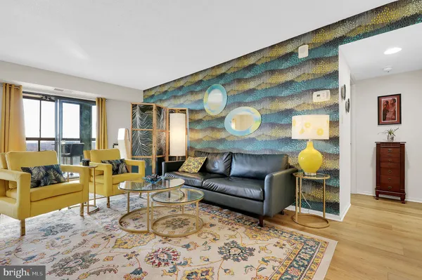 Property Slideshow image 3 of 24 | 15101 interlachen dr 1-1025, Silver Spring, MD, 20906