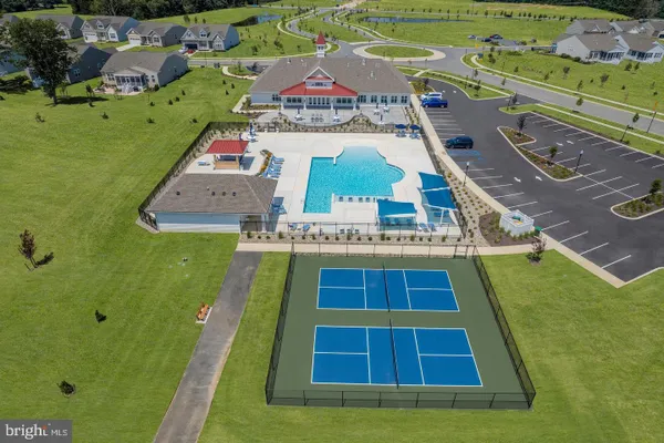 Property Slideshow image 3 of 20 | 114 austrian pine ct, Middletown, DE, 19709