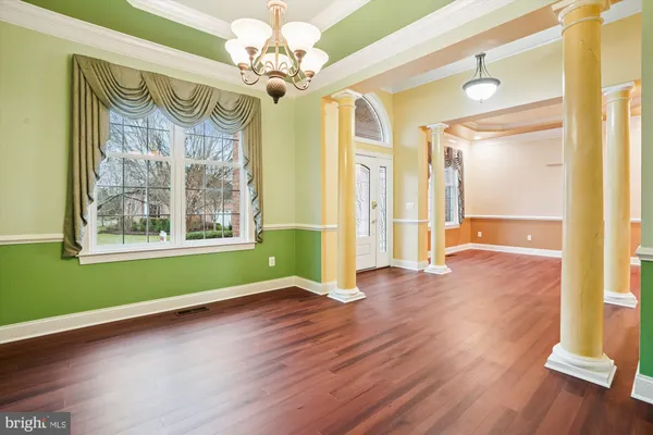 Property Slideshow image 3 of 64 | 5272 antioch ridge dr, Haymarket, VA, 20169