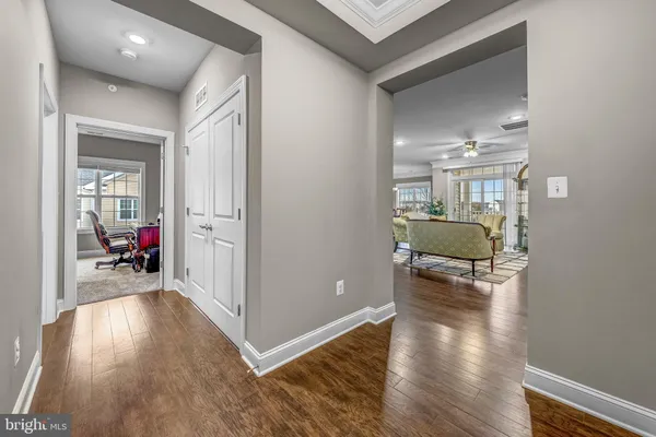 Property Slideshow image 3 of 34 | 20981 rocky knoll sq apt 301, Ashburn, VA, 20147