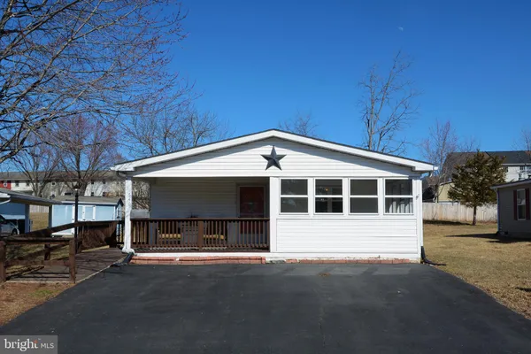 Property Slideshow image 2 of 13 | 640 apple st, Red Hill, PA, 18076