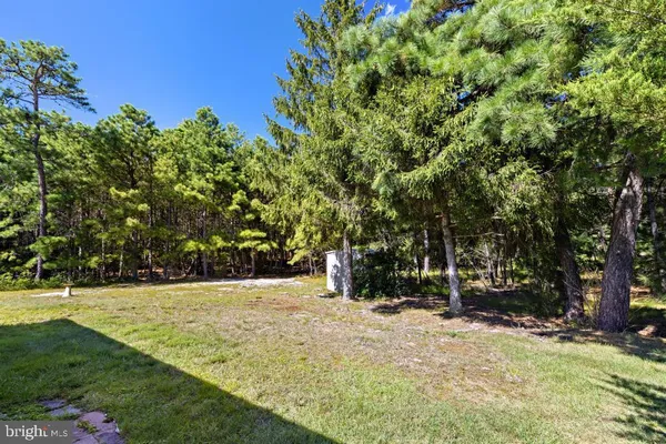 Property Slideshow image 2 of 13 | 7 bordeaux ct, Toms River, NJ, 08757