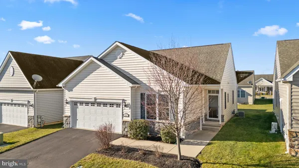 Property Slideshow image 3 of 31 | 25 hengst farm ln, Smyrna, DE, 19977