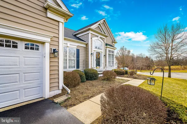 Property Slideshow image 3 of 45 | 104 dylan cir, Avondale, PA, 19311