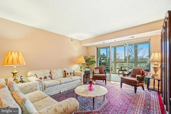 Property Slideshow image 3 of 45 | 14801 pennfield cir apt 302, Silver Spring, MD, 20906