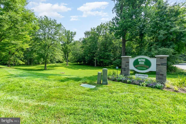 Property Slideshow image 3 of 44 | 902 macphail woods xing apt 3e, Bel Air, MD, 21015