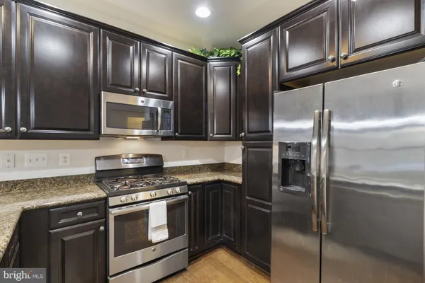 Property Slideshow image 3 of 25 | 39 starfire ct, Dover, DE, 19901