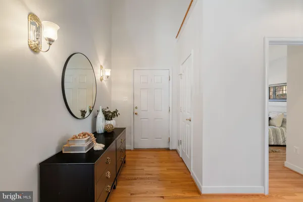 Property Slideshow image 2 of 34 | 6029 calumet ct, Gainesville, VA, 20155