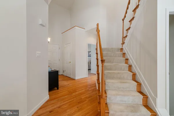 Property Slideshow image 3 of 34 | 6029 calumet ct, Gainesville, VA, 20155