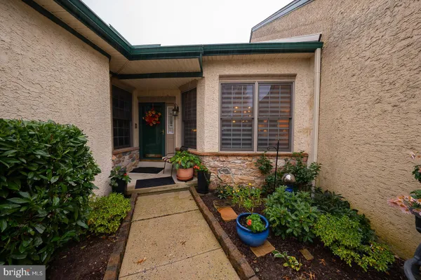 Property Slideshow image 2 of 73 | 1741 yardley dr, West Chester, PA, 19380