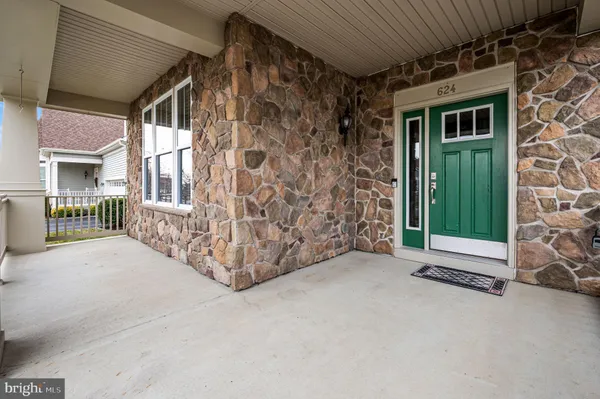 Property Slideshow image 3 of 42 | 624 vivaldi dr, Middletown, DE, 19709