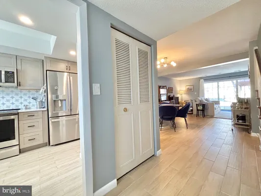 Property Slideshow image 3 of 28 | 3210 gleneagles dr # 109-f, Silver Spring, MD, 20906