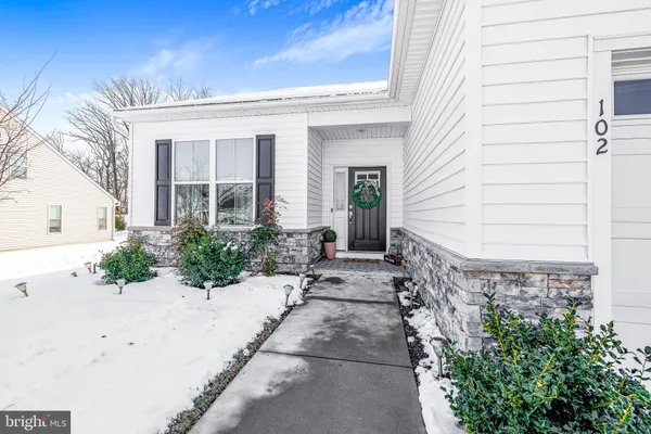 Property Slideshow image 2 of 45 | 102 lilac ct, Coatesville, PA, 19320