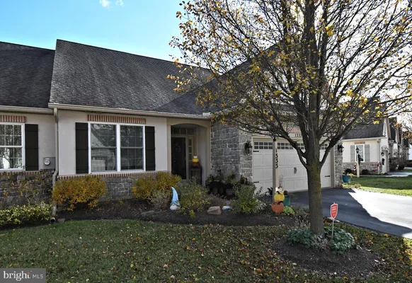 Property Slideshow image 3 of 60 | 1333 s red maple way, Downingtown, PA, 19335