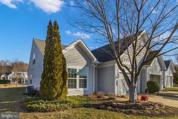 Property Slideshow image 3 of 37 | 132 hyannis pl, Fredericksburg, VA, 22406