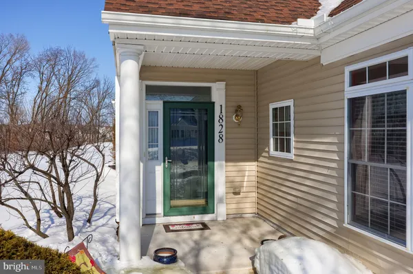 Property Slideshow image 2 of 50 | 1828 buchers ml, Lancaster, PA, 17601