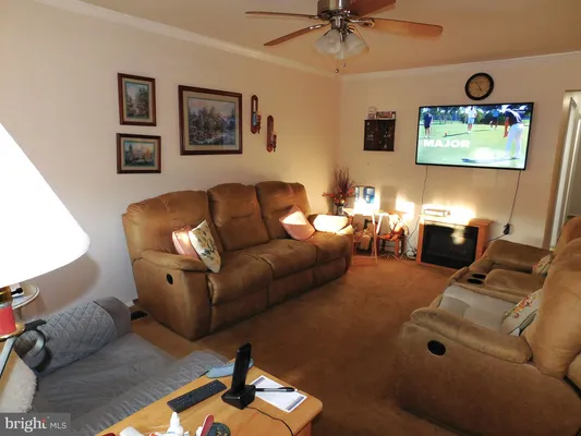 Property Slideshow image 2 of 21 | 7058 catalpa rd, Frederick, MD, 21703