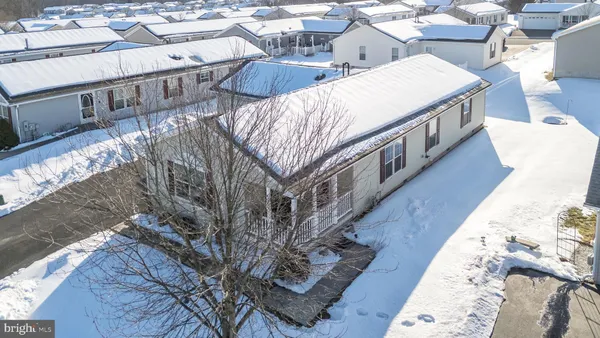 Property Slideshow image 2 of 38 | 77 random rd, Douglassville, PA, 19518