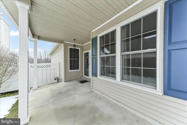 Property Slideshow image 2 of 36 | 1505 n hunting horn turn, Glen Mills, PA, 19342