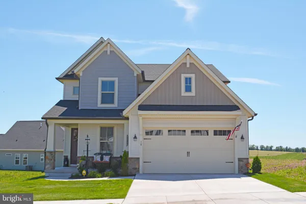 Property Slideshow image 2 of 34 | 192 highland way 32, Gettysburg, PA, 17325