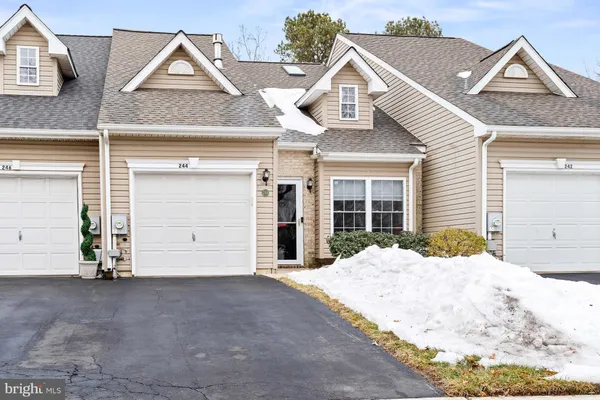 Property Slideshow image 2 of 21 | 244 gladstone way, Bear, DE, 19701