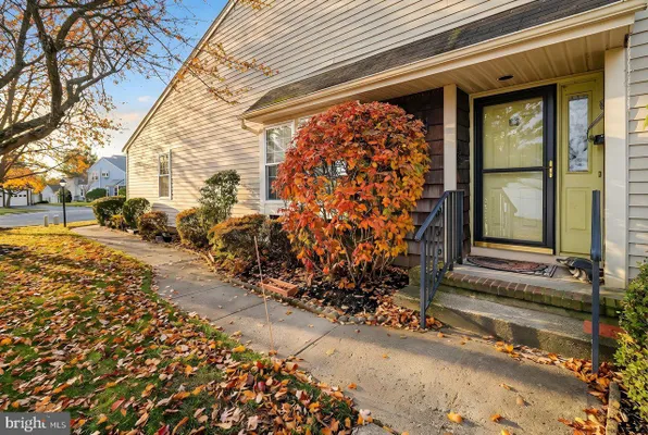 Property Slideshow image 3 of 32 | 3 surrey ct a, Monroe Township, NJ, 08831