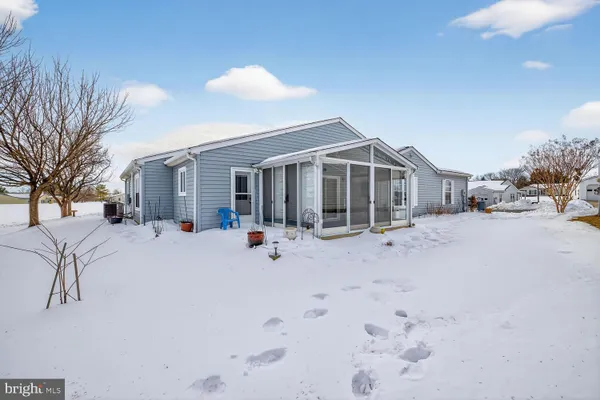 Property Slideshow image 3 of 23 | 5693 crabapple dr, Frederick, MD, 21703