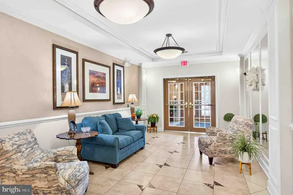 Property Slideshow image 3 of 80 | 15251 royal crest dr apt 103, Haymarket, VA, 20169