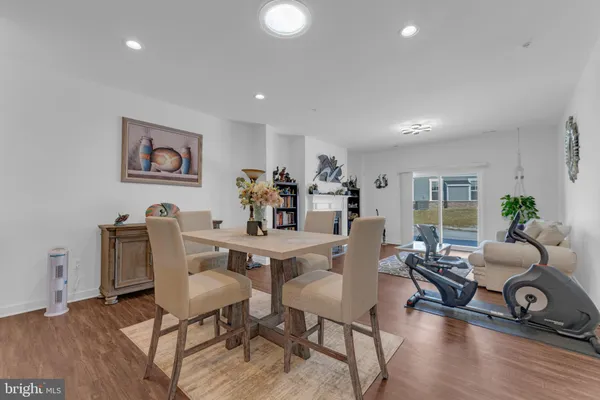 Property Slideshow image 3 of 15 | 56 camden cir, La Plata, MD, 20646