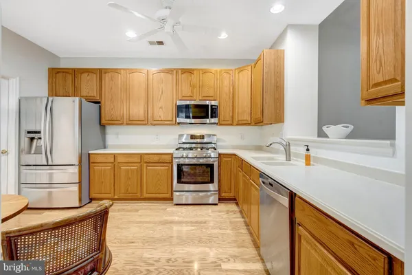 Property Slideshow image 3 of 61 | 13986 chelmsford dr, Gainesville, VA, 20155