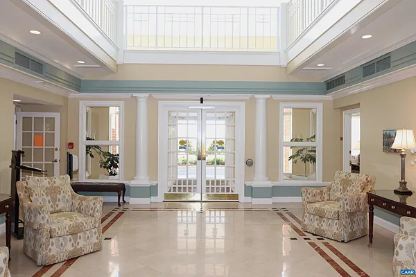 Property Slideshow image 3 of 44 | 500 crestwood dr 2306, Charlottesville, VA, 22903