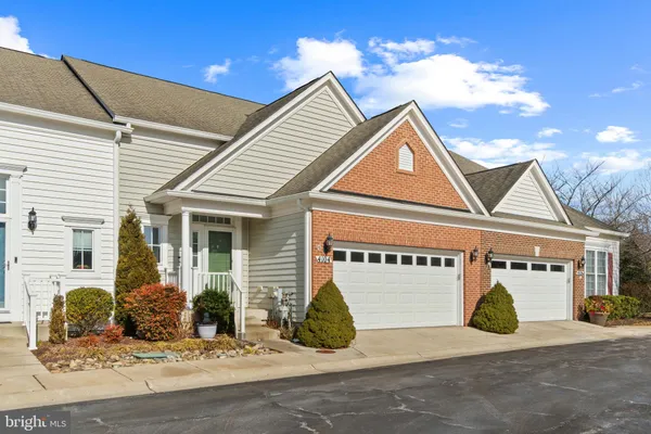 Property Slideshow image 2 of 44 | 4104 lotus cir 3, Ellicott City, MD, 21043