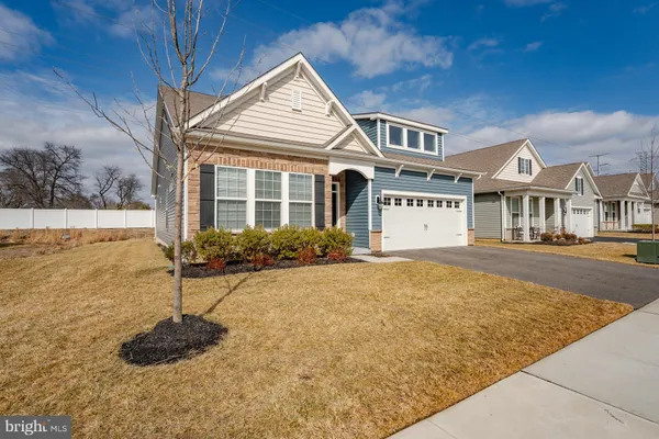 Property Slideshow image 2 of 22 | 115 congressional ct, Moorestown, NJ, 08057